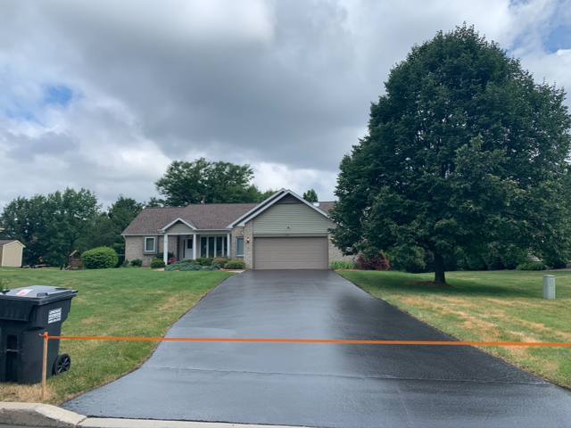 Sealcoated driveway at a ranch home